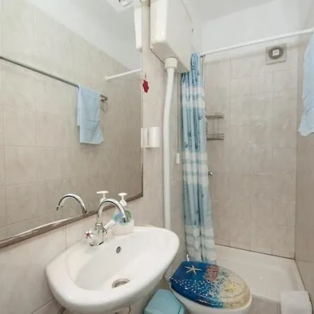 Apartamento Two Bedroom With Terrace A1 *