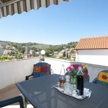 Two Bedroom With Terrace A1 Splitska